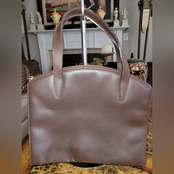 VINTAGE Gucci Elegant Brown Leather Handbag - Picture 2 of 13